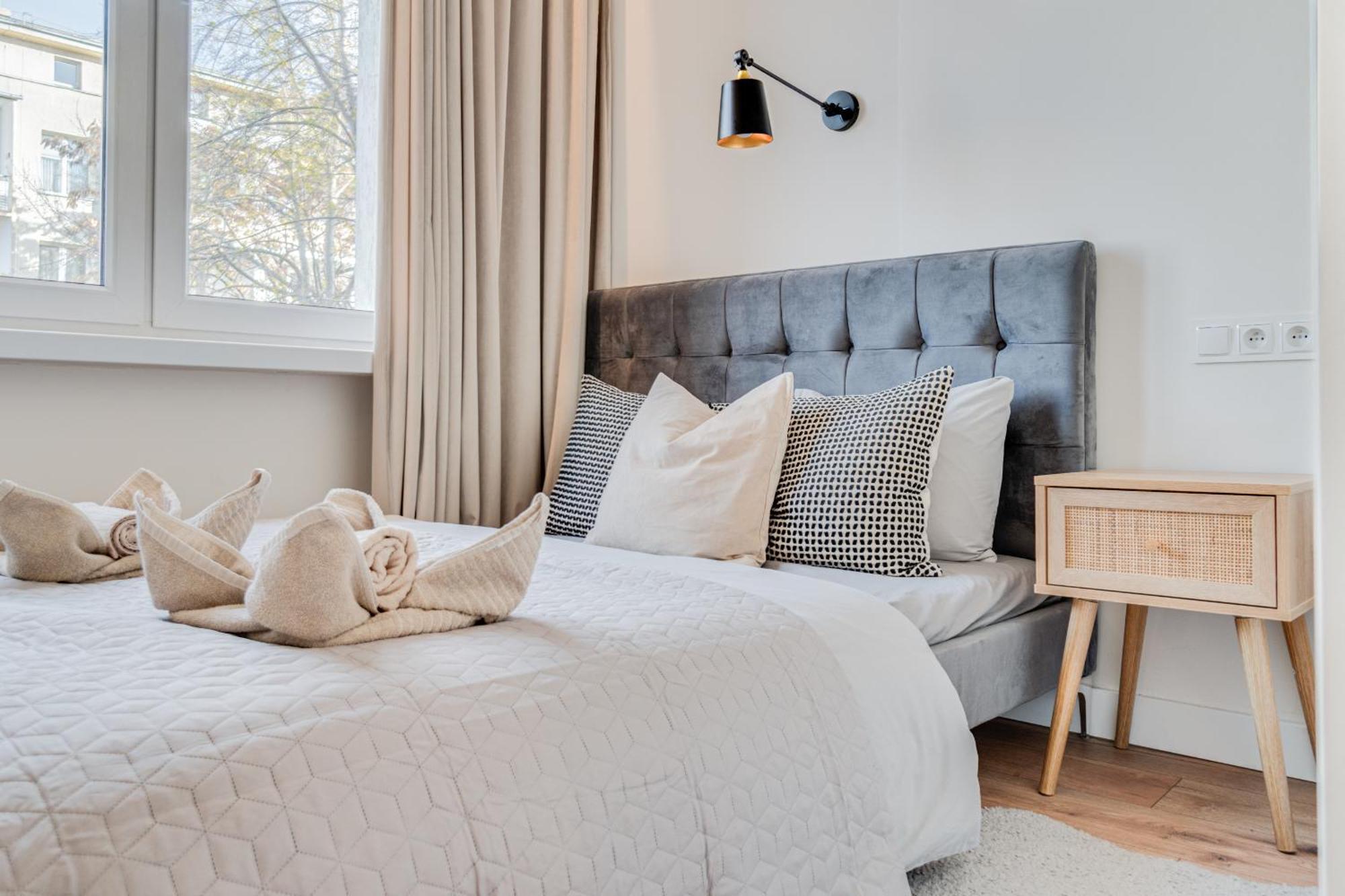 Bright Day Apartment - Self Check-In 24H, 10 Min Market Square Breslávia Exterior foto