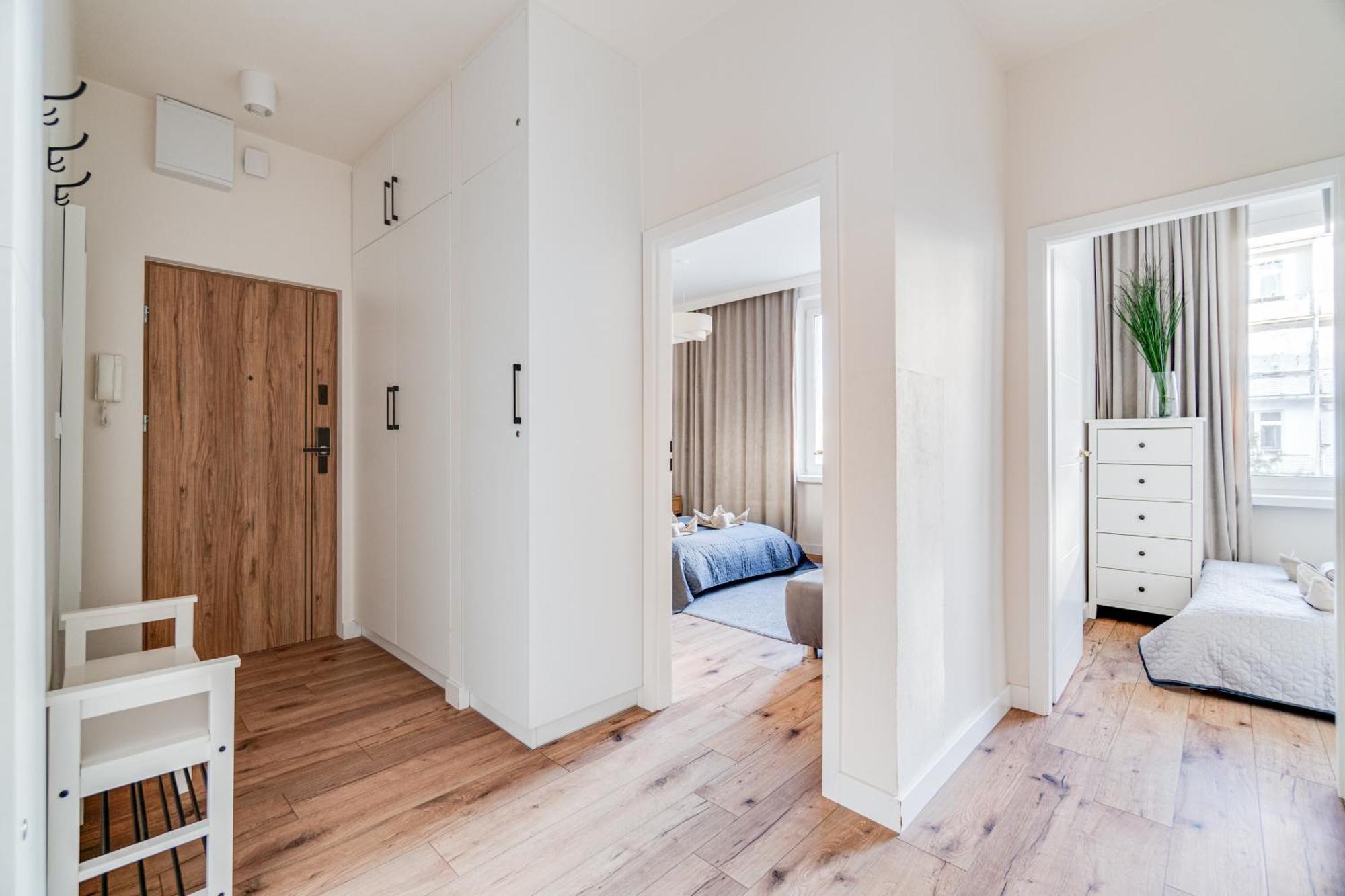 Bright Day Apartment - Self Check-In 24H, 10 Min Market Square Breslávia Exterior foto