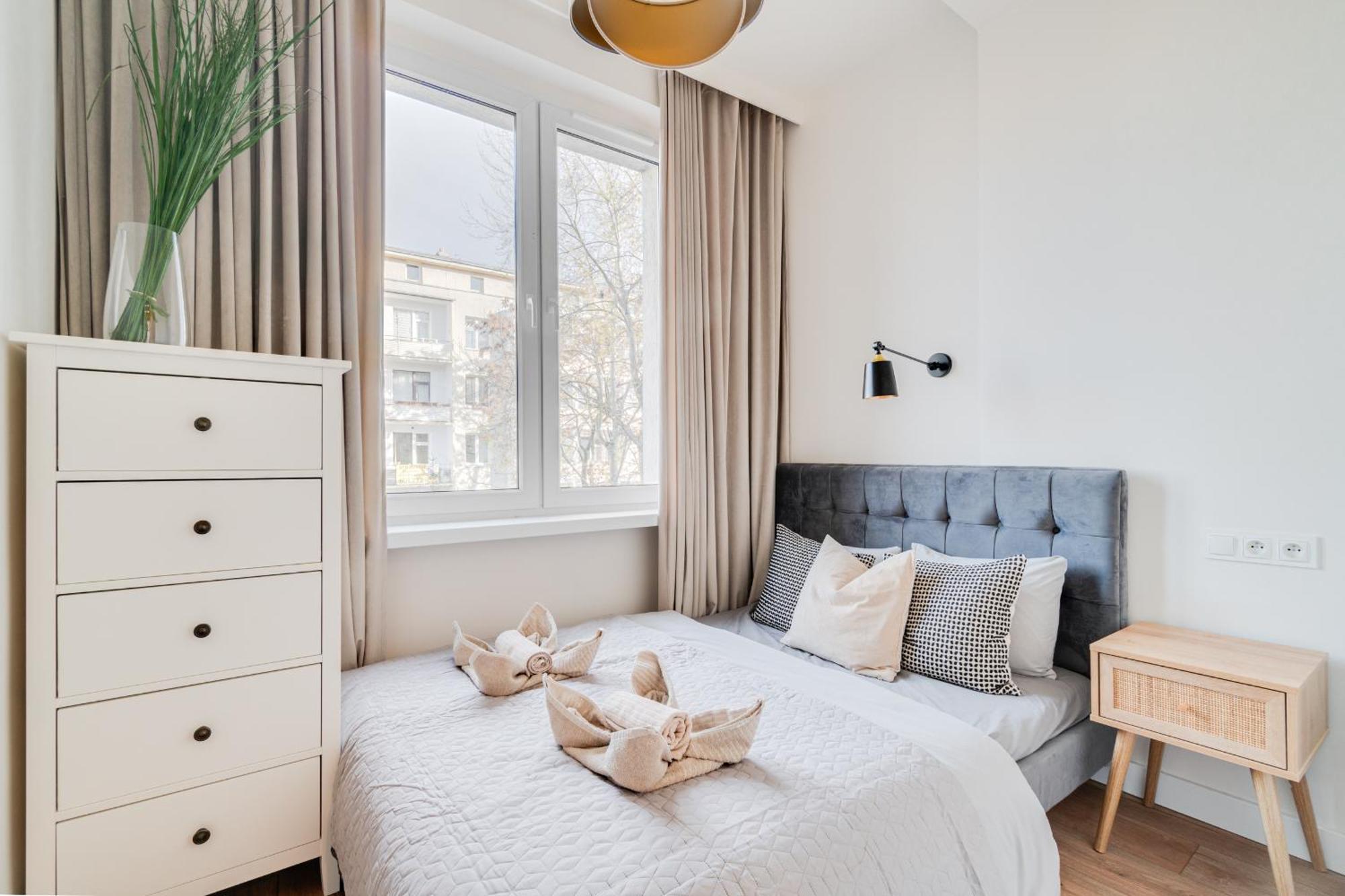 Bright Day Apartment - Self Check-In 24H, 10 Min Market Square Breslávia Exterior foto